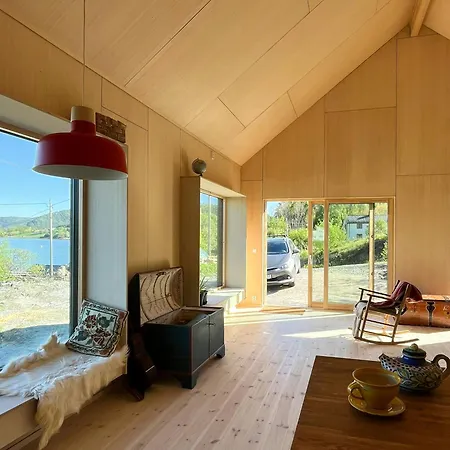 Architect-designed With Nearby Holiday home Lensvik