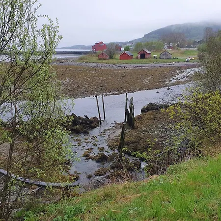 Architect-designed With Nearby