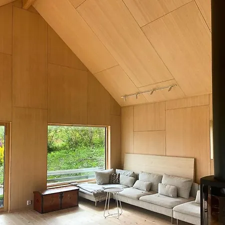 Architect-designed With Nearby Holiday home Lensvik